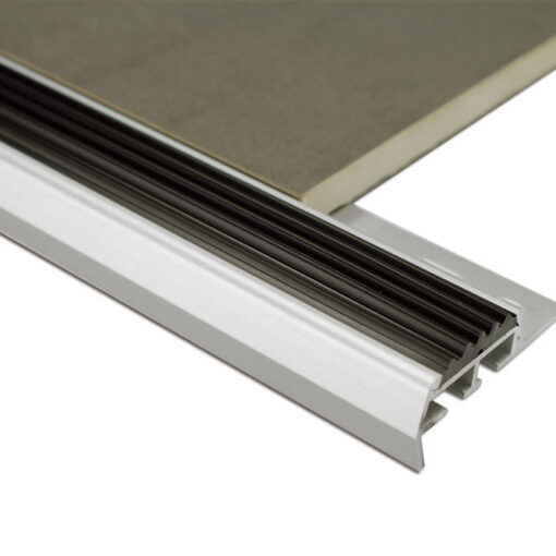 Stairnosing 10Mm X 3M - Bright Silver